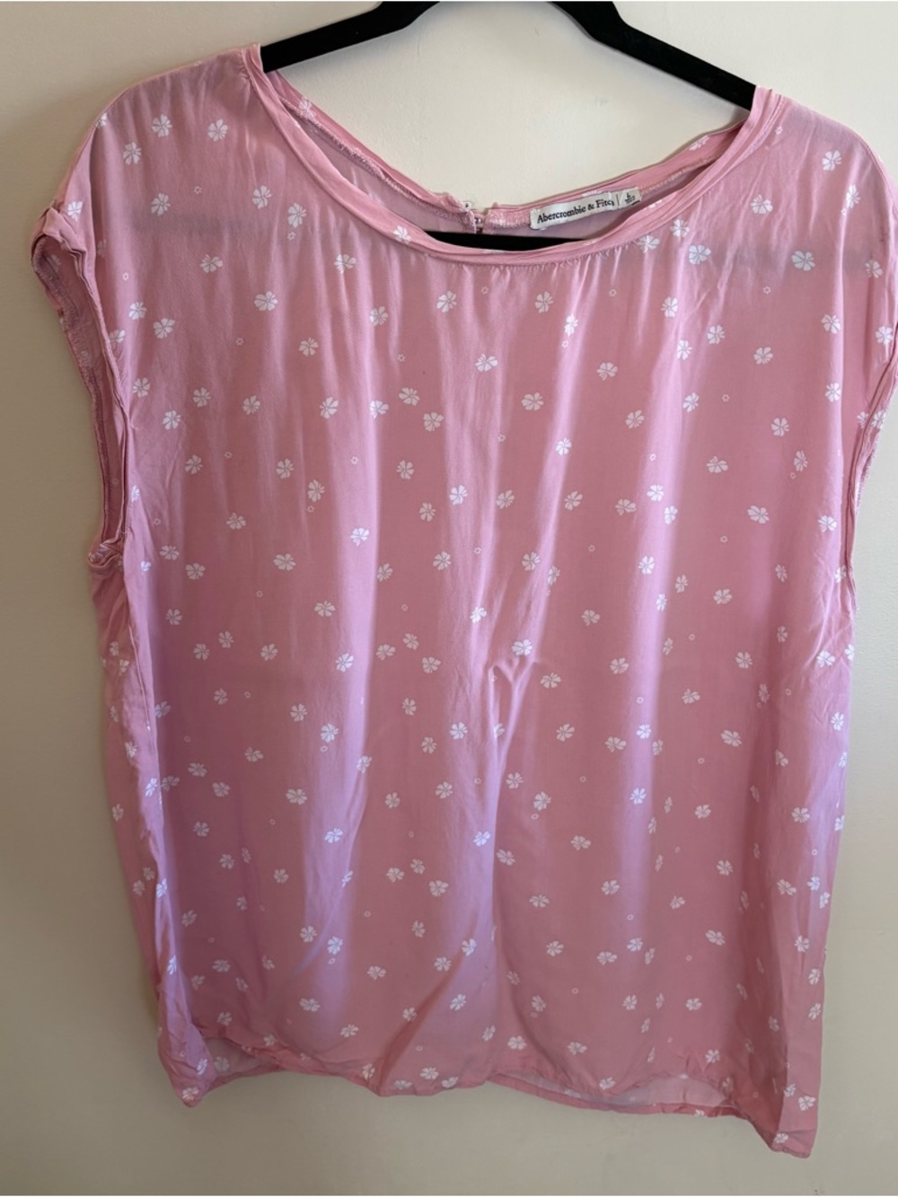 Abercrombie & Fitch Light Pink Floral Blouse women’s L